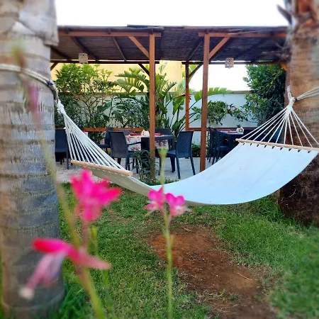 Dimora Sole Del Sud 3* 우겐토