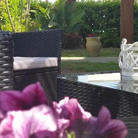 Oda ve Kahvaltı Dimora Sole Del Sud Ugento