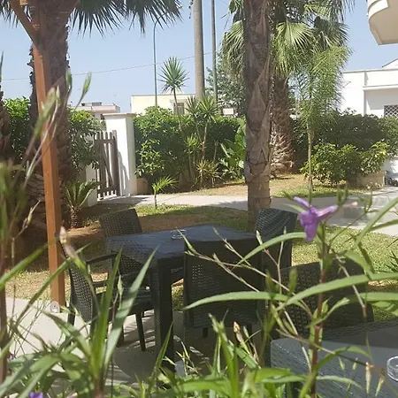 Dimora Sole Del Sud Bed & Breakfast 2*